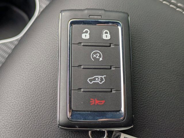 New 2025 Jeep Grand Cherokee L Limited w/ Black Appearance Package image 20
