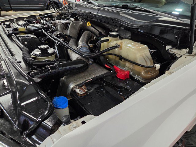 Used 2020 Ford F250 Lariat w/ Lariat Ultimate Package AWD/4WD image 98