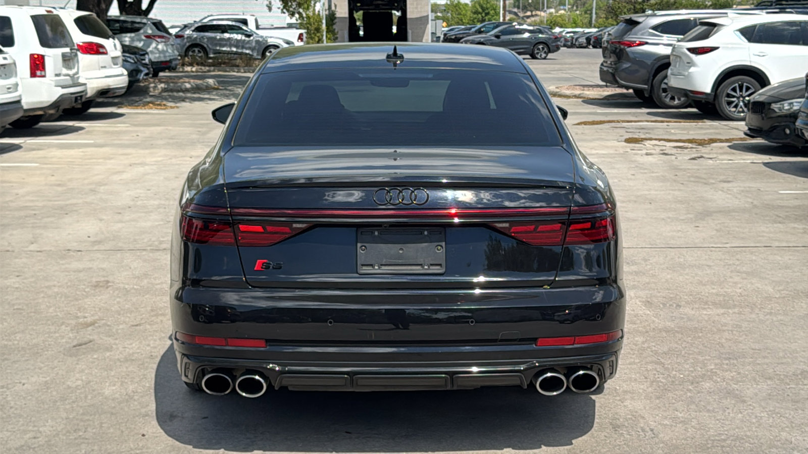 Used 2024 Audi S8 AWD/4WD image 6