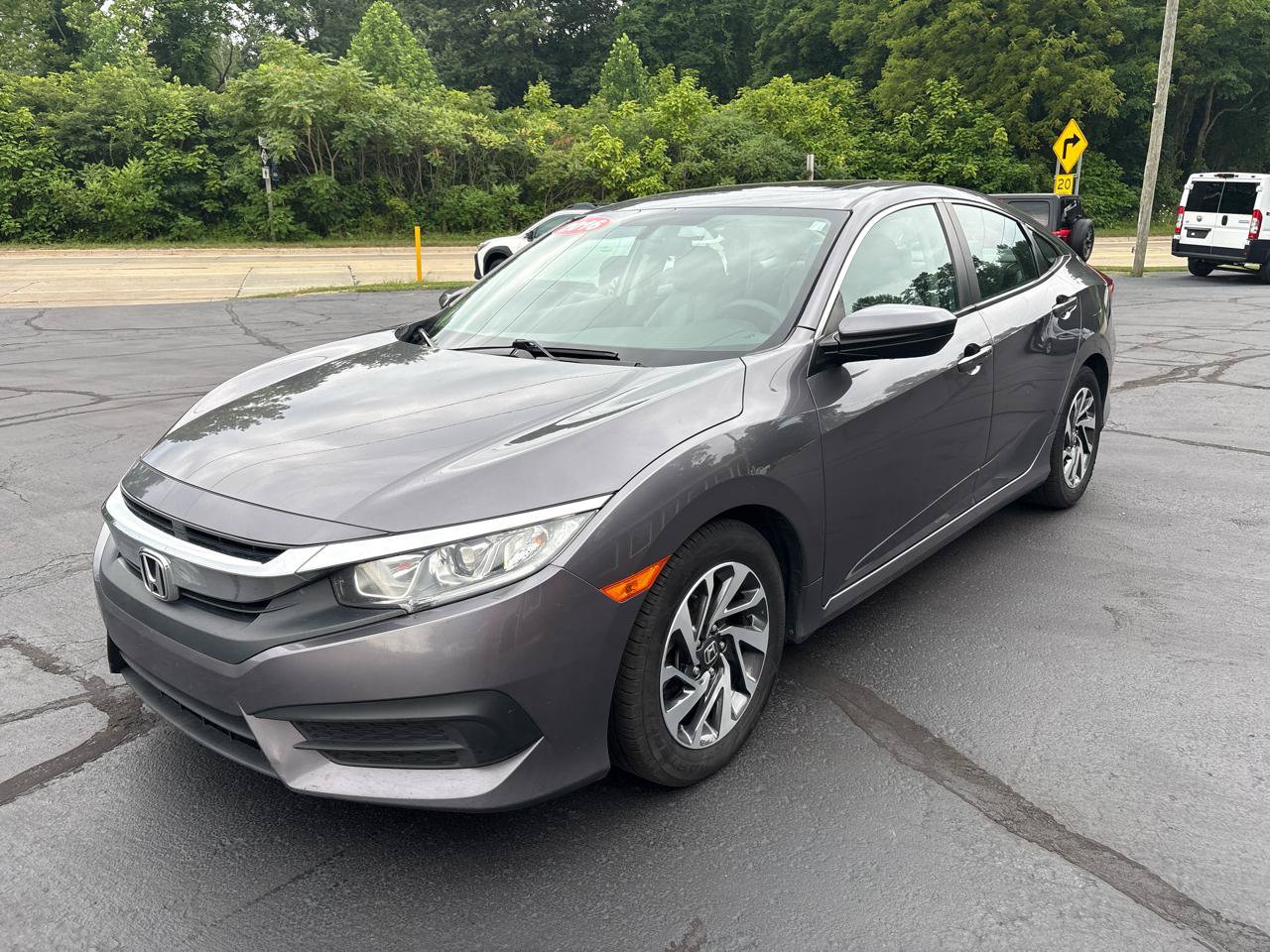 Used 2016 Honda Civic EX image 3