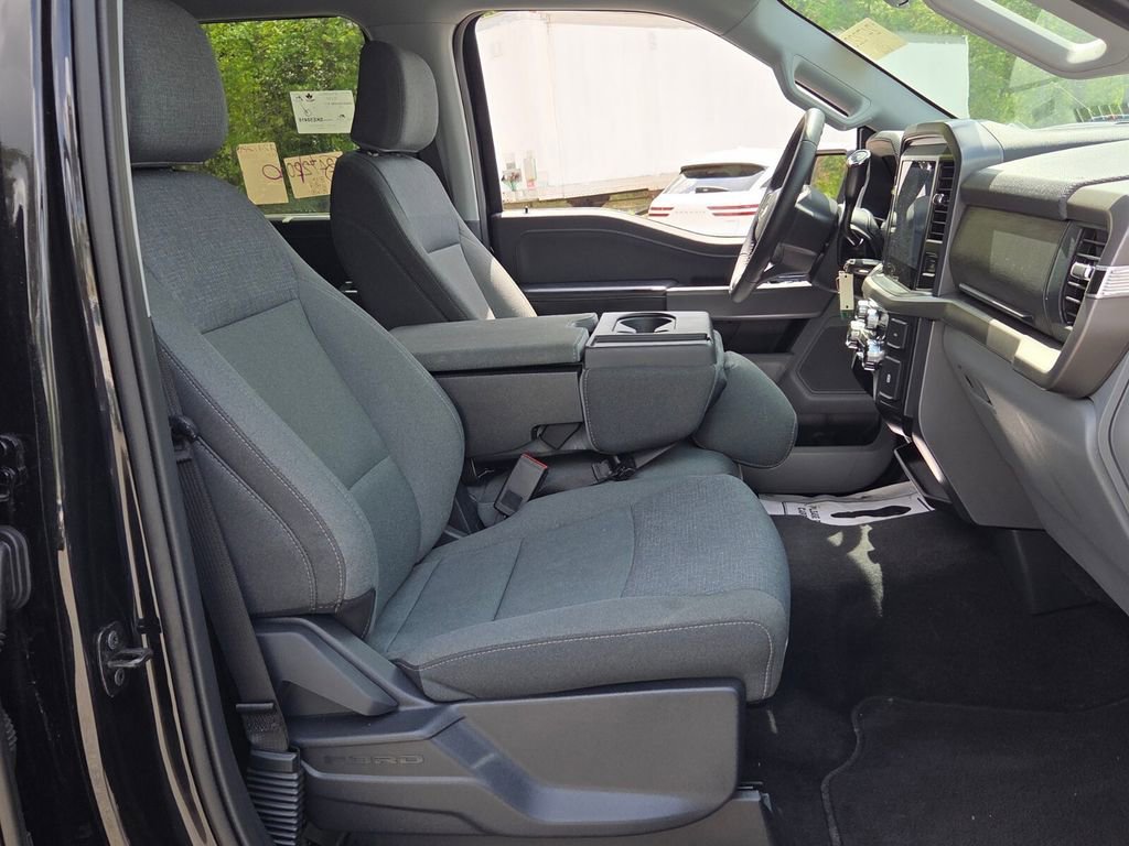 Used 2025 Ford F150 XLT w/ Equipment Group 301A Standard image 15