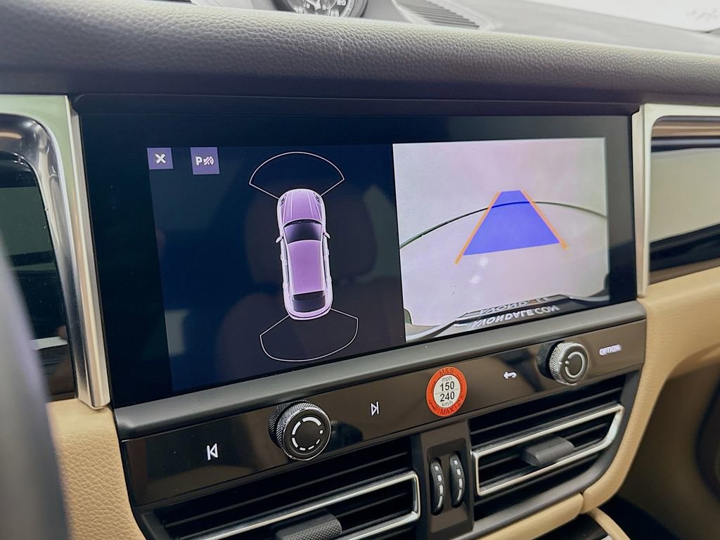 Certified 2023 Porsche Macan Turbo image 20