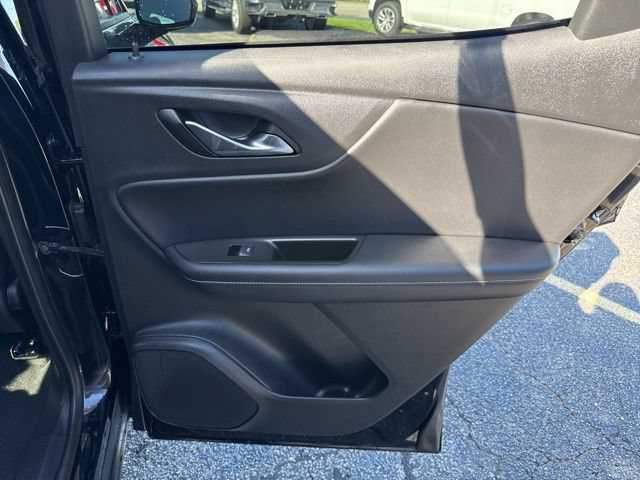 Used 2025 Chevrolet Blazer LT AWD/4WD image 14