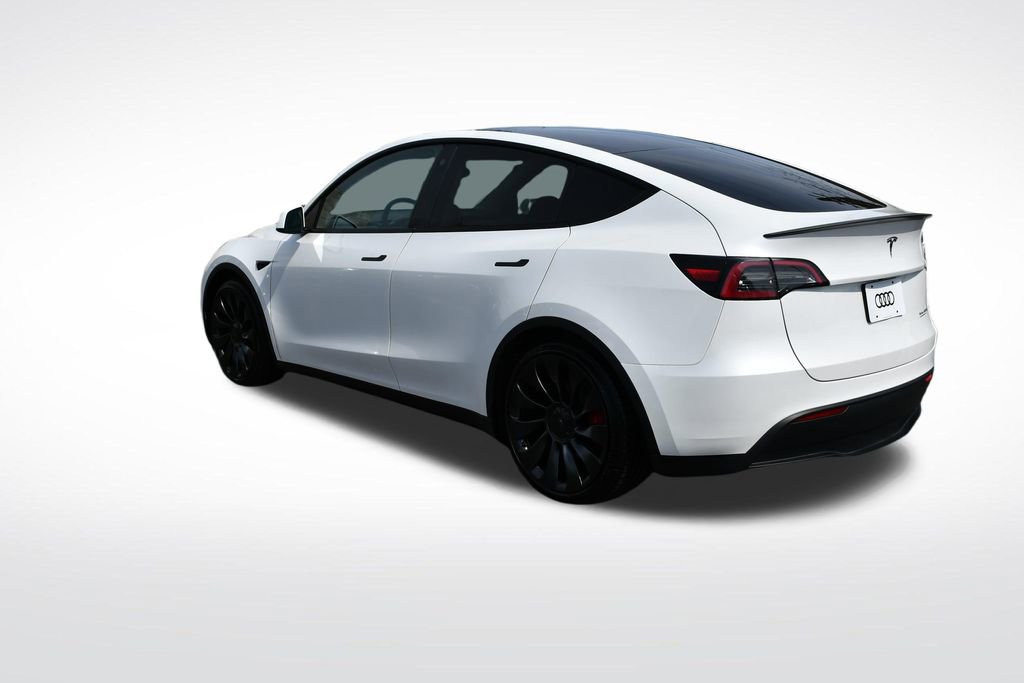 Used 2023 Tesla Model Y Performance AWD/4WD image 3
