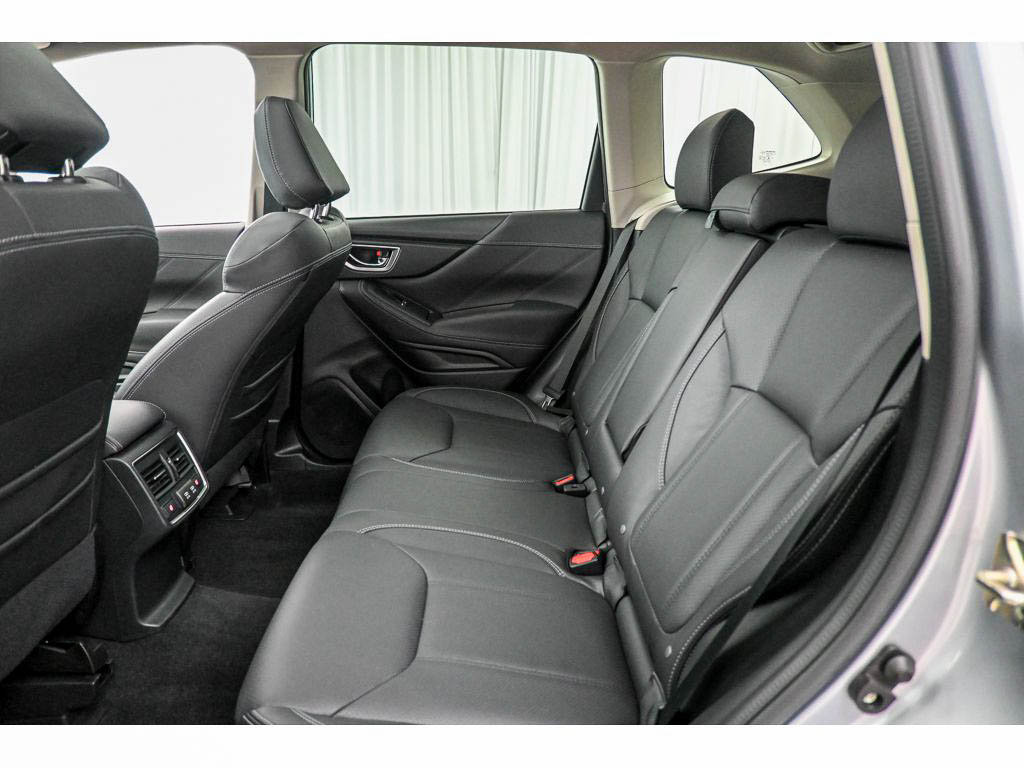 Used 2019 Subaru Forester Touring AWD/4WD image 27