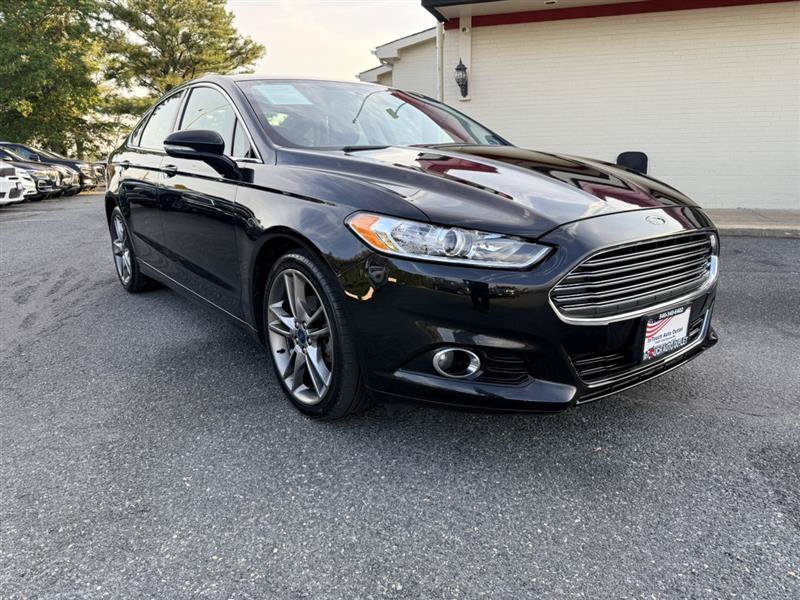 Used 2015 Ford Fusion Titanium AWD/4WD image 3