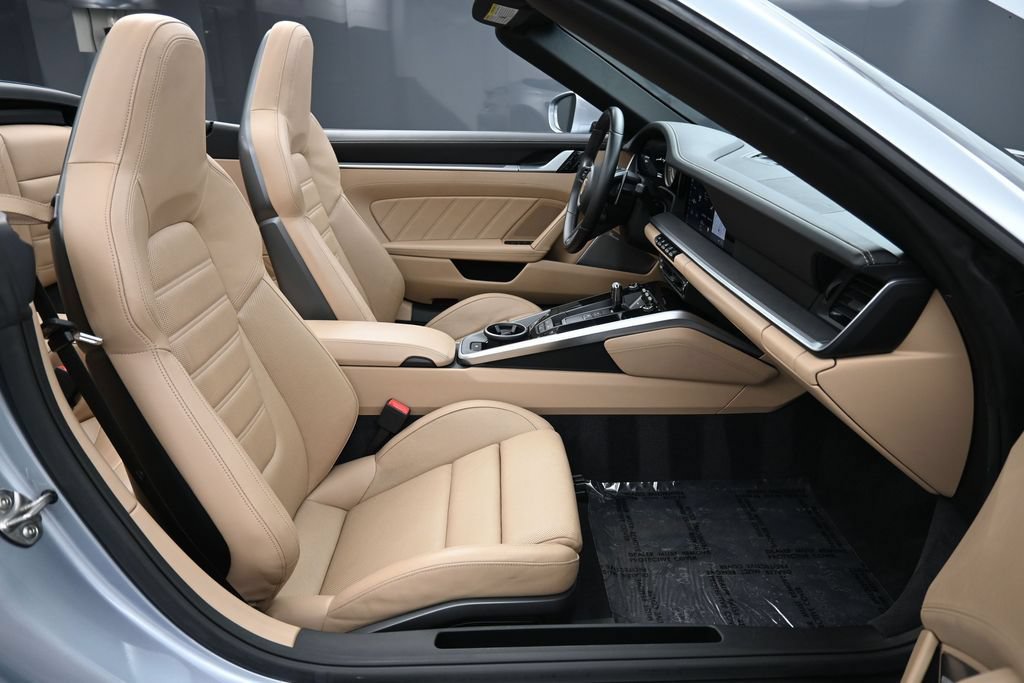 Certified 2021 Porsche 911 Turbo AWD/4WD image 28