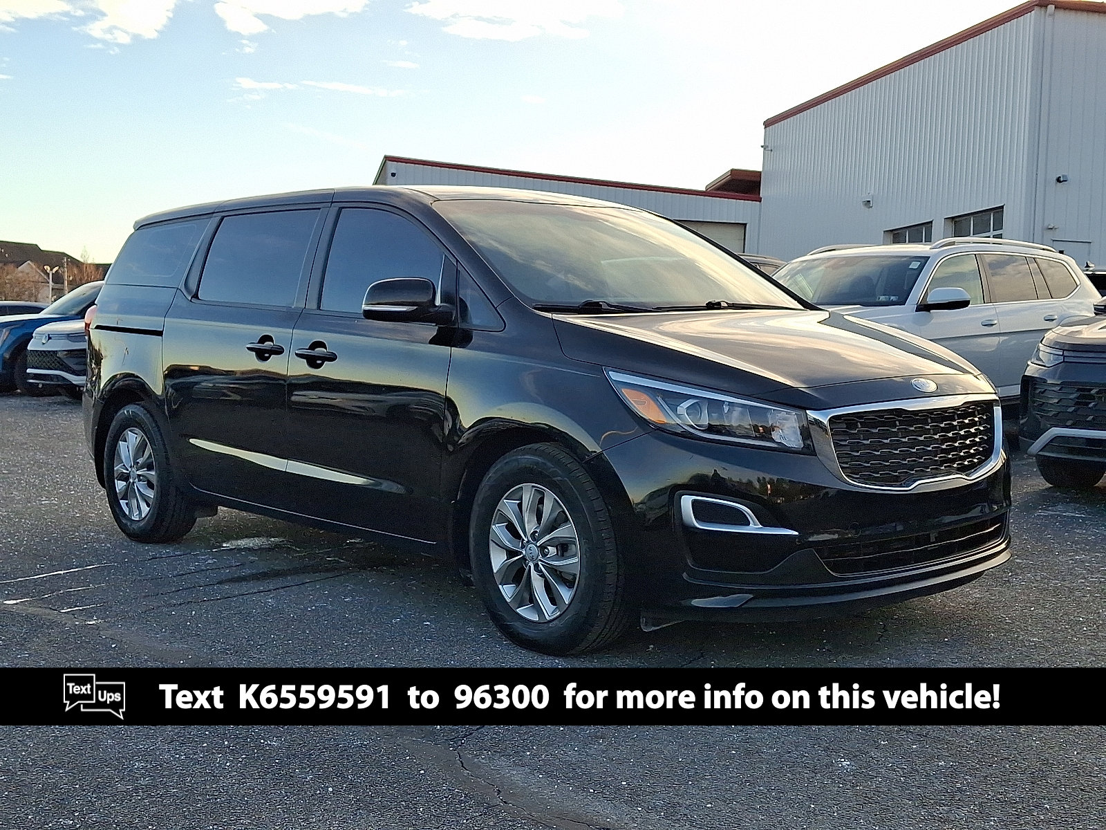 Used 2019 Kia Sedona L image 1