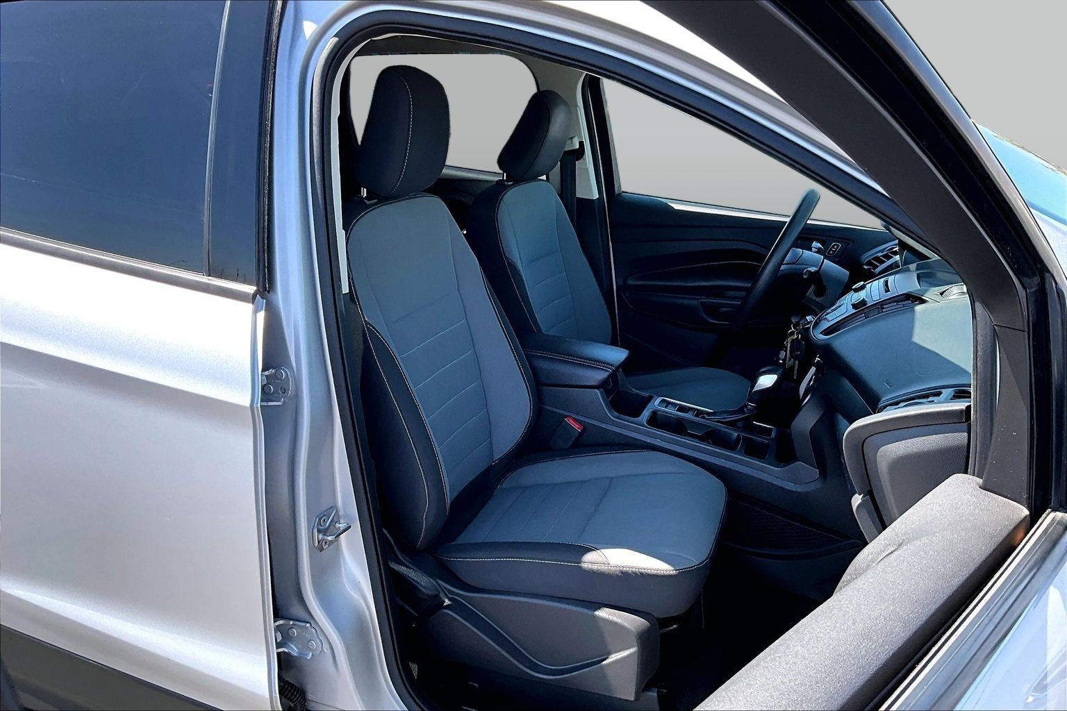 Used 2018 Ford Escape S FWD image 7