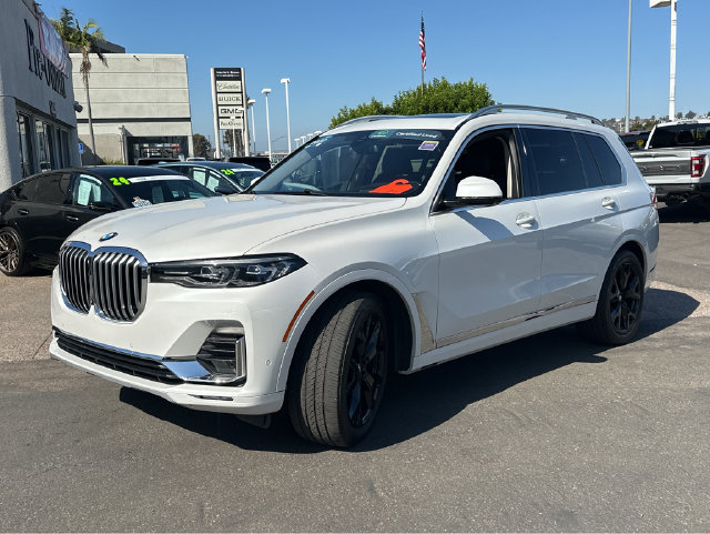 Used 2022 BMW X7 xDrive40i w/ Premium Package AWD/4WD image 10