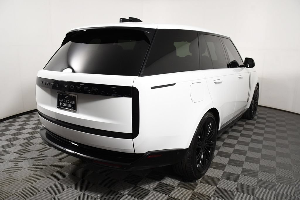 Used 2026 Land Rover Range Rover SE AWD/4WD image 6