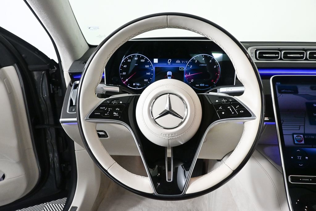 Used 2022 Mercedes-Benz S 580 4MATIC Sedan image 2