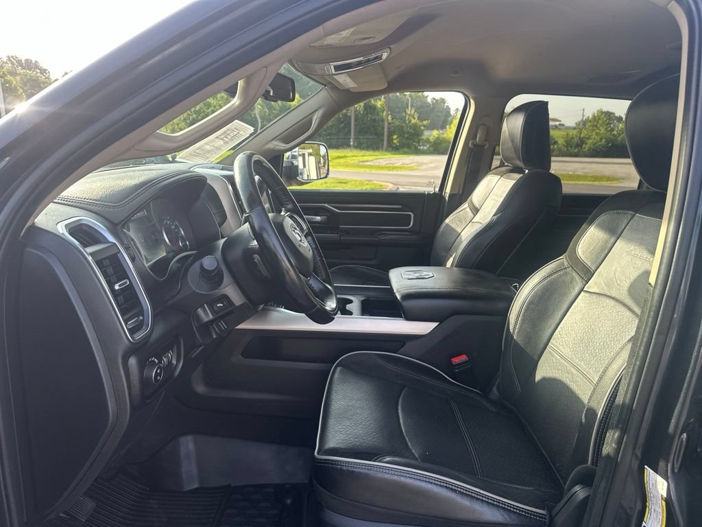 Used 2022 RAM 3500 Laramie AWD/4WD image 17