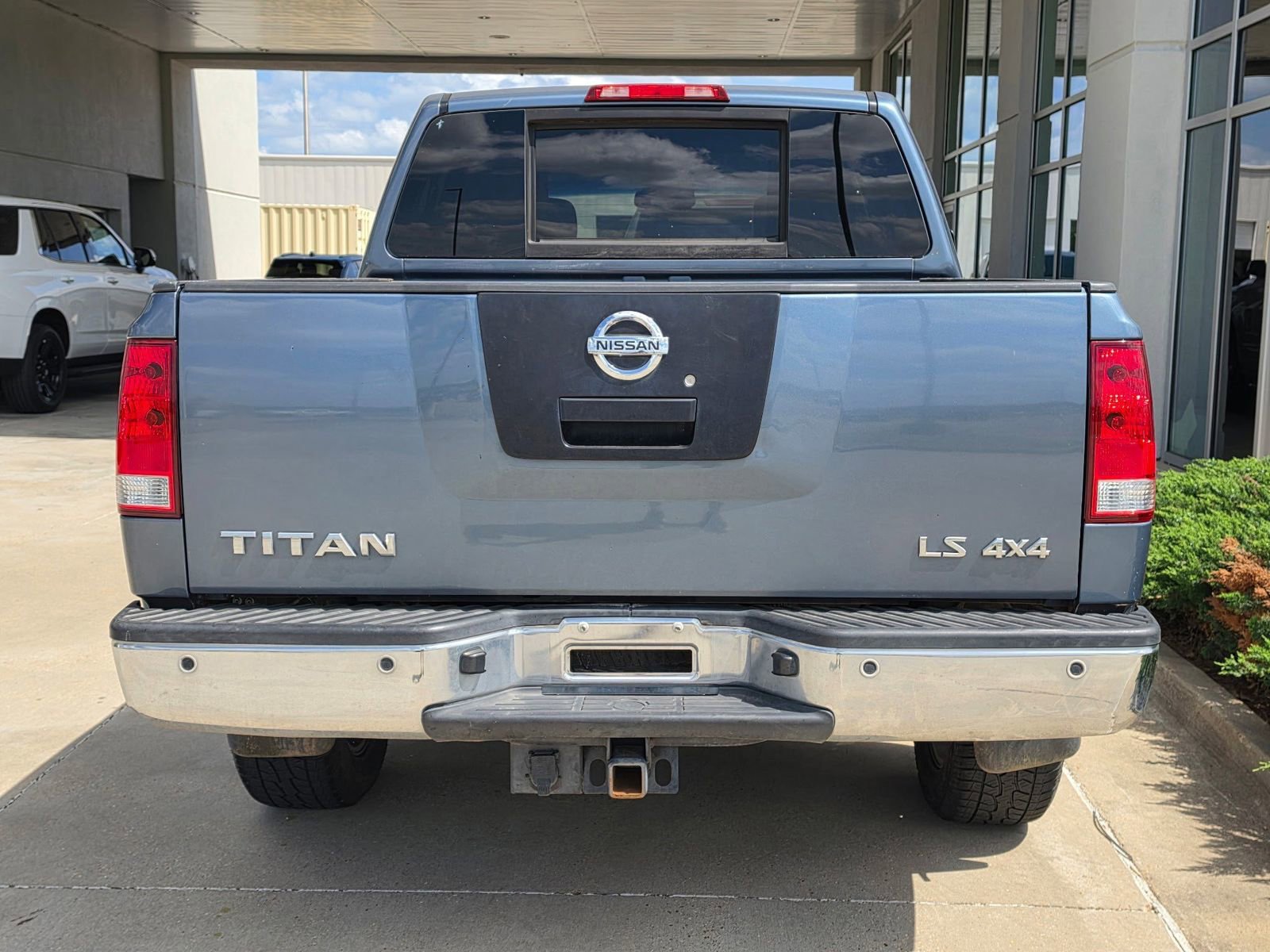 Used 2012 Nissan Titan SL w/ SL Technology Pkg image 14