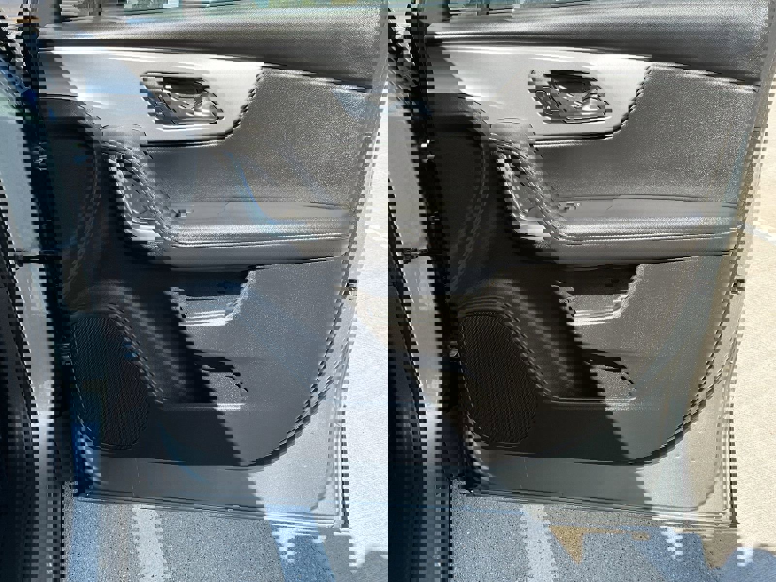 Used 2025 Chevrolet Blazer LT image 21