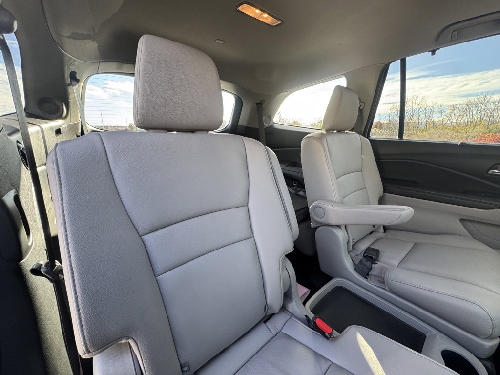 Used 2022 Honda Pilot Touring image 27