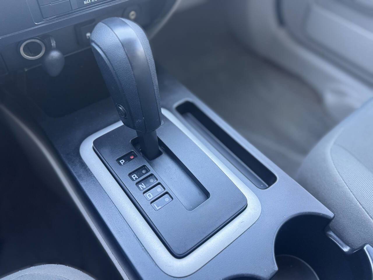 Used 2009 Ford Escape XLS image 21