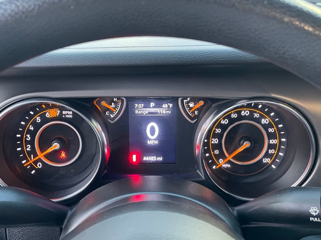 Used 2022 Jeep Wrangler Sport image 14