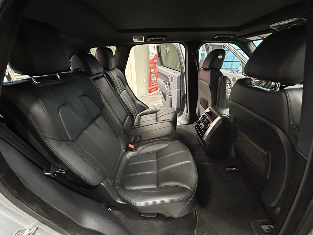 Used 2014 Land Rover Range Rover Sport HSE image 45
