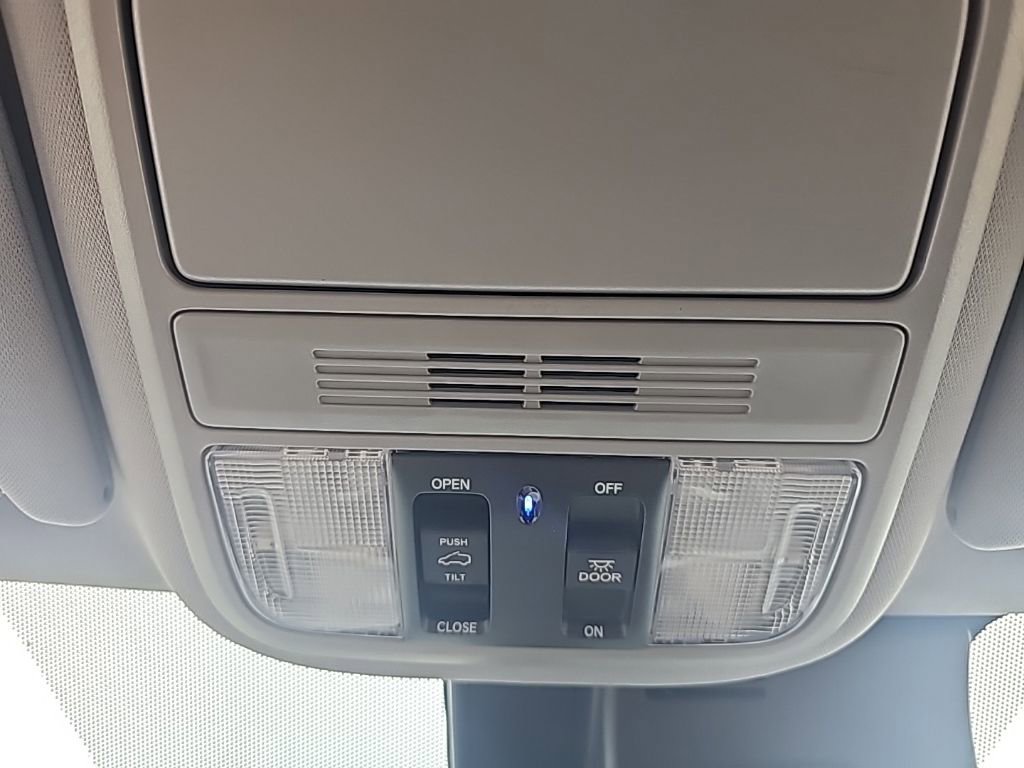 Used 2021 Honda Pilot EX-L image 27