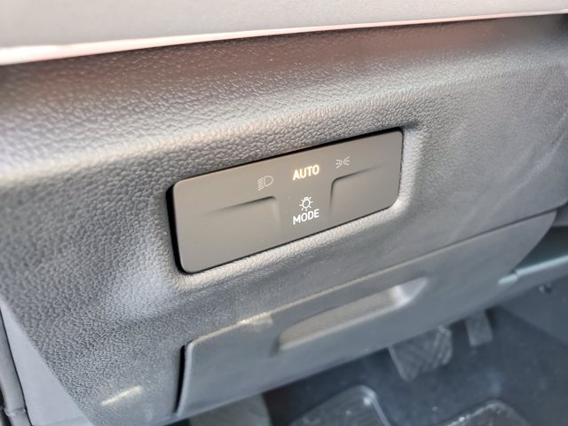 New 2026 Volkswagen Tiguan SE AWD/4WD image 20