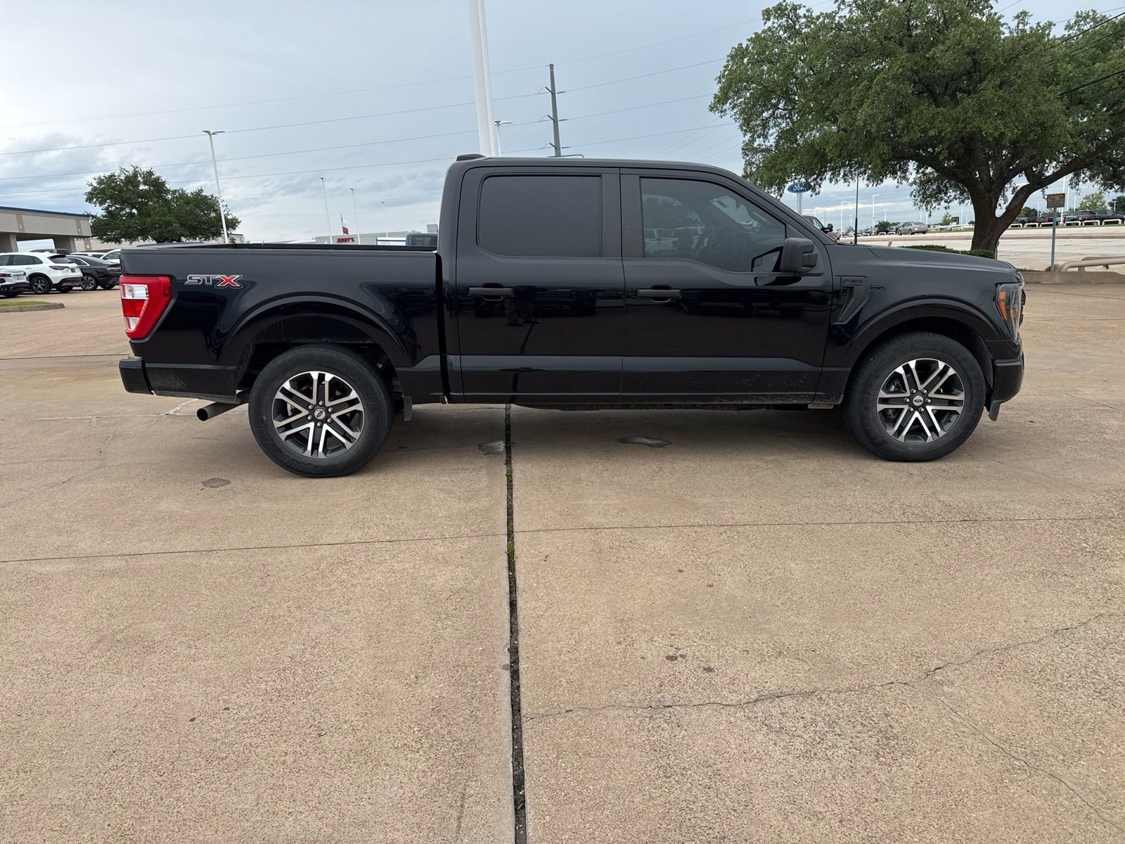 Used 2023 Ford F150 XL w/ STX Appearance Package RWD image 8