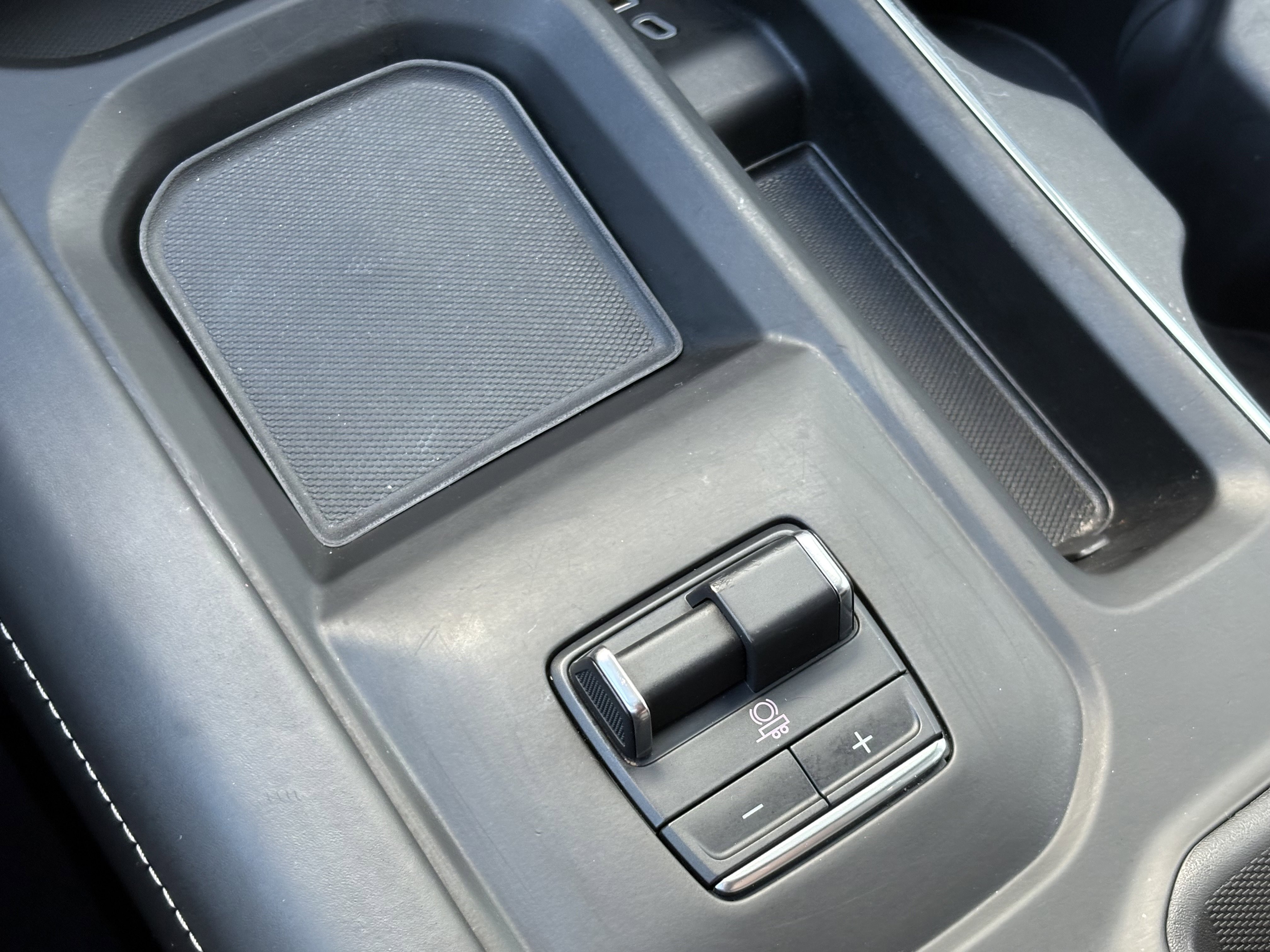 Used 2024 GMC Sierra 2500 Denali Ultimate w/ Max Trailering Package image 24