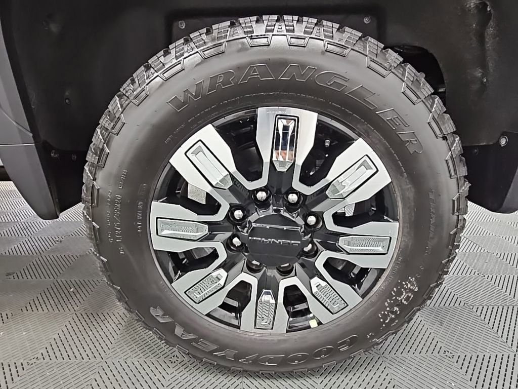 New 2026 GMC Sierra 2500 Denali w/ Denali Reserve Package image 43