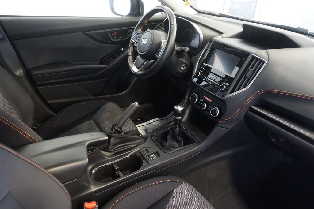 Used 2023 Subaru Crosstrek 2.0i Premium AWD/4WD image 25