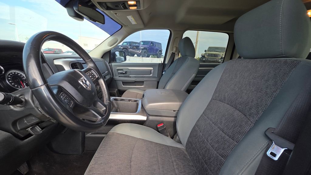 Used 2017 RAM 1500 Big Horn AWD/4WD image 11