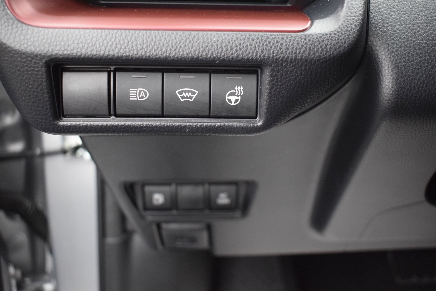 Used 2026 Toyota Prius Plug-In Hybrid FWD image 16