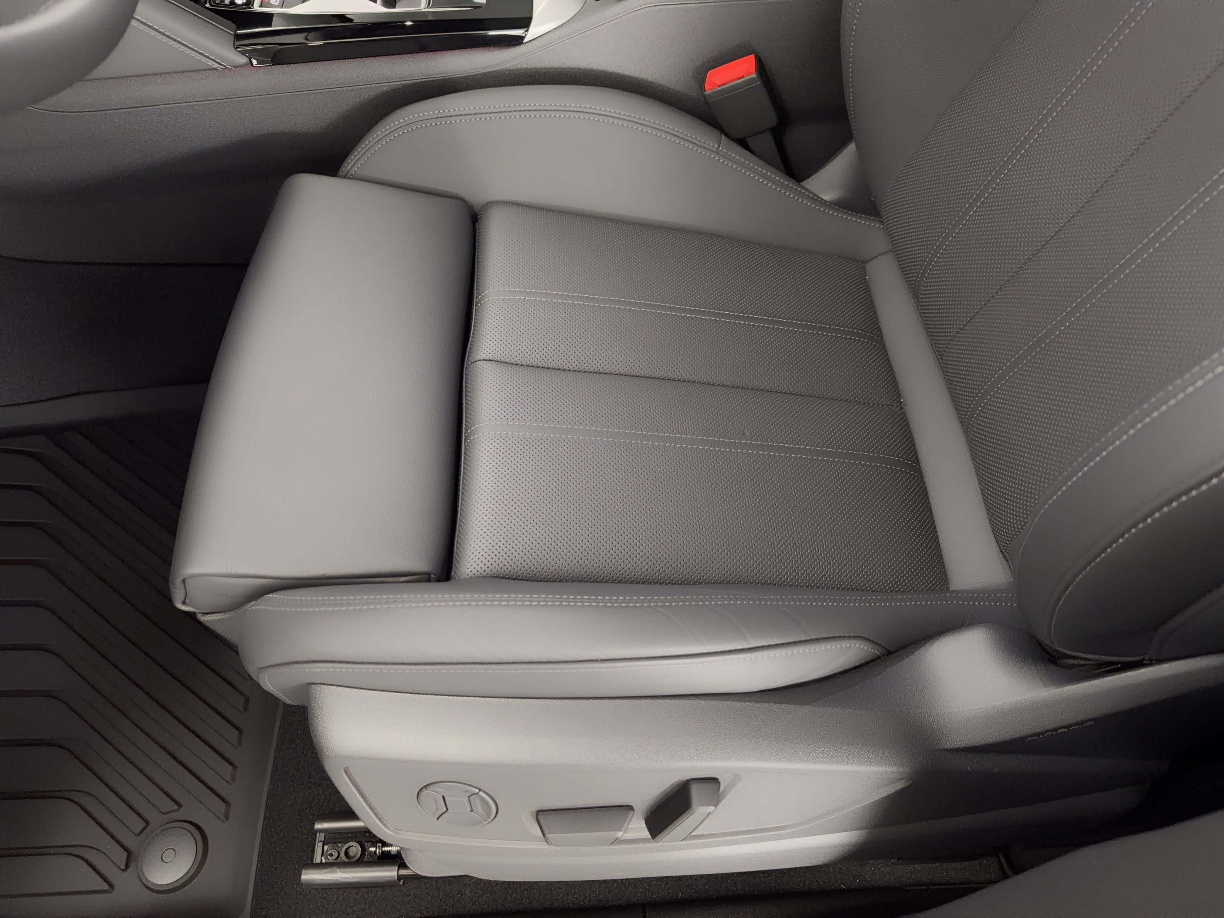 New 2026 Audi Q5 Premium Plus image 16