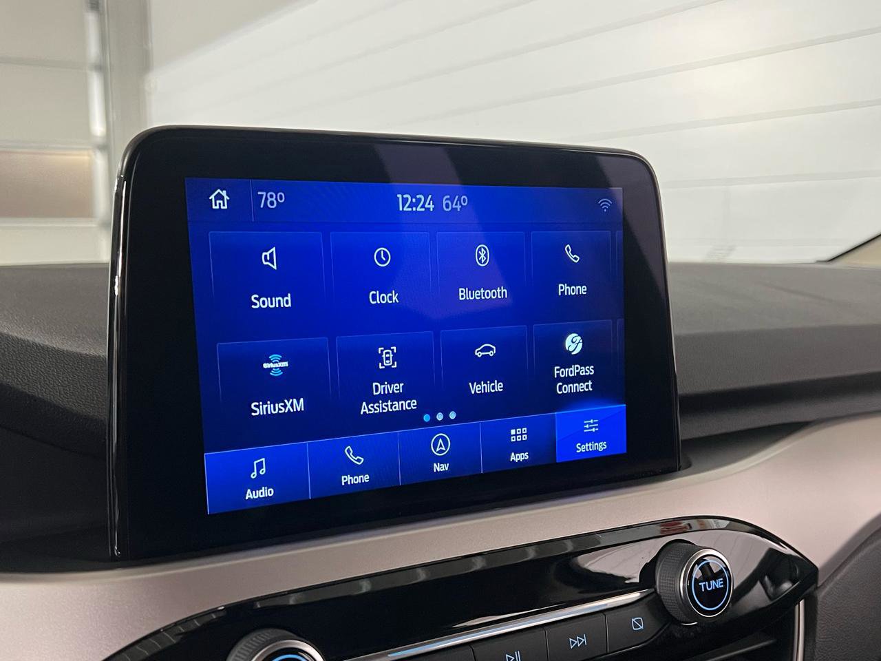 Used 2020 Ford Escape SE image 21