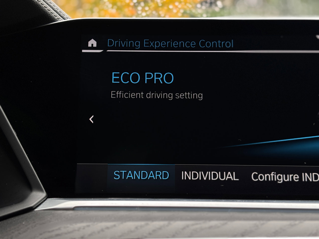 Used 2022 BMW X7 xDrive40i w/ M Sport Package image 24