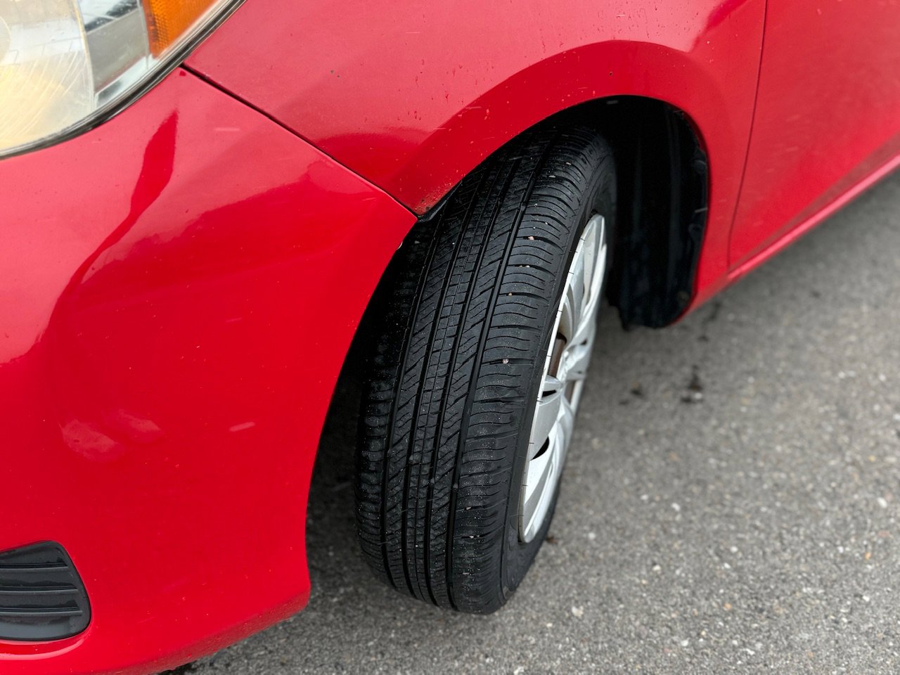 Used 2013 Toyota Yaris LE image 49