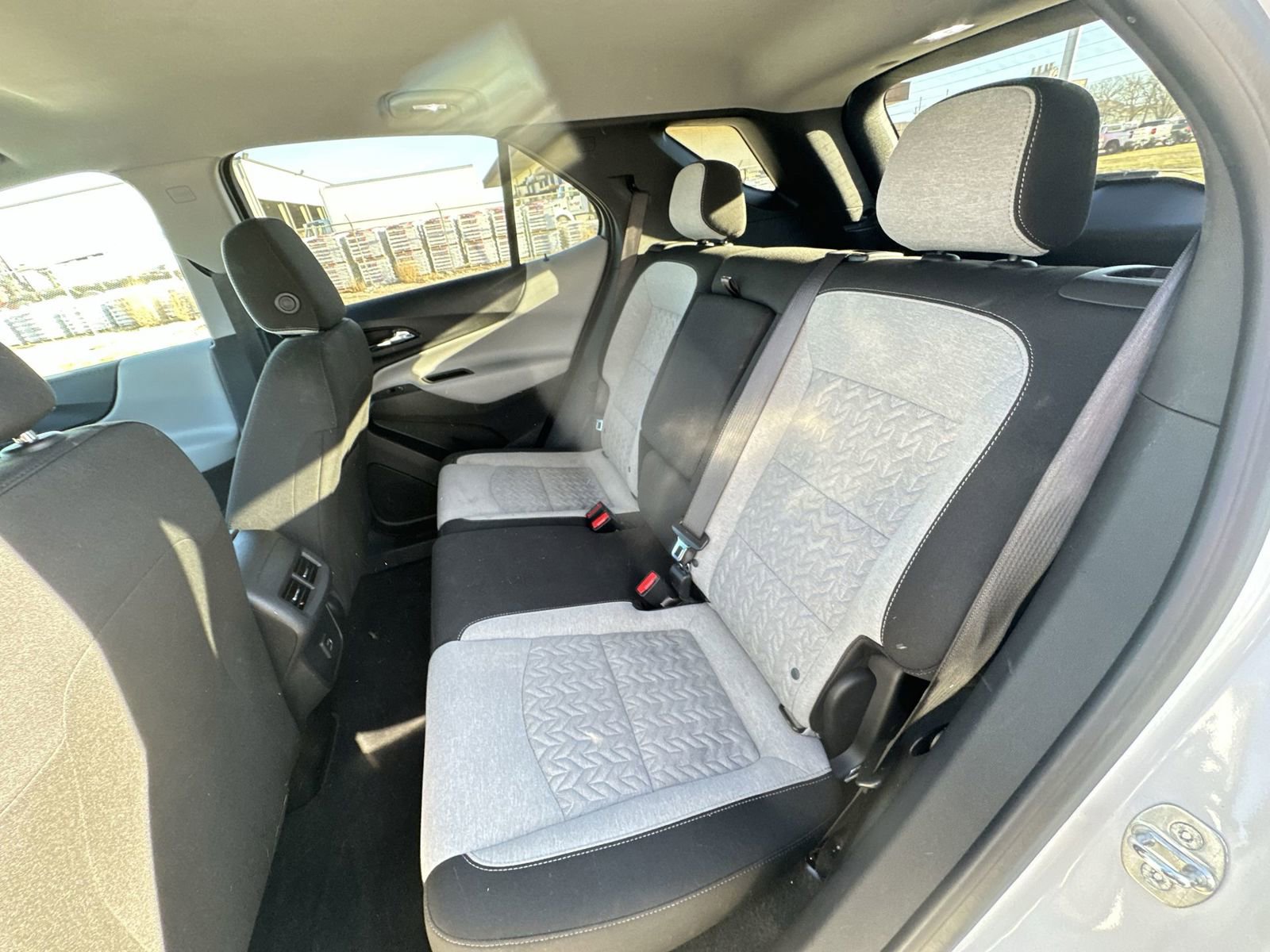 Used 2024 Chevrolet Equinox LS w/ LS Convenience Package FWD image 24