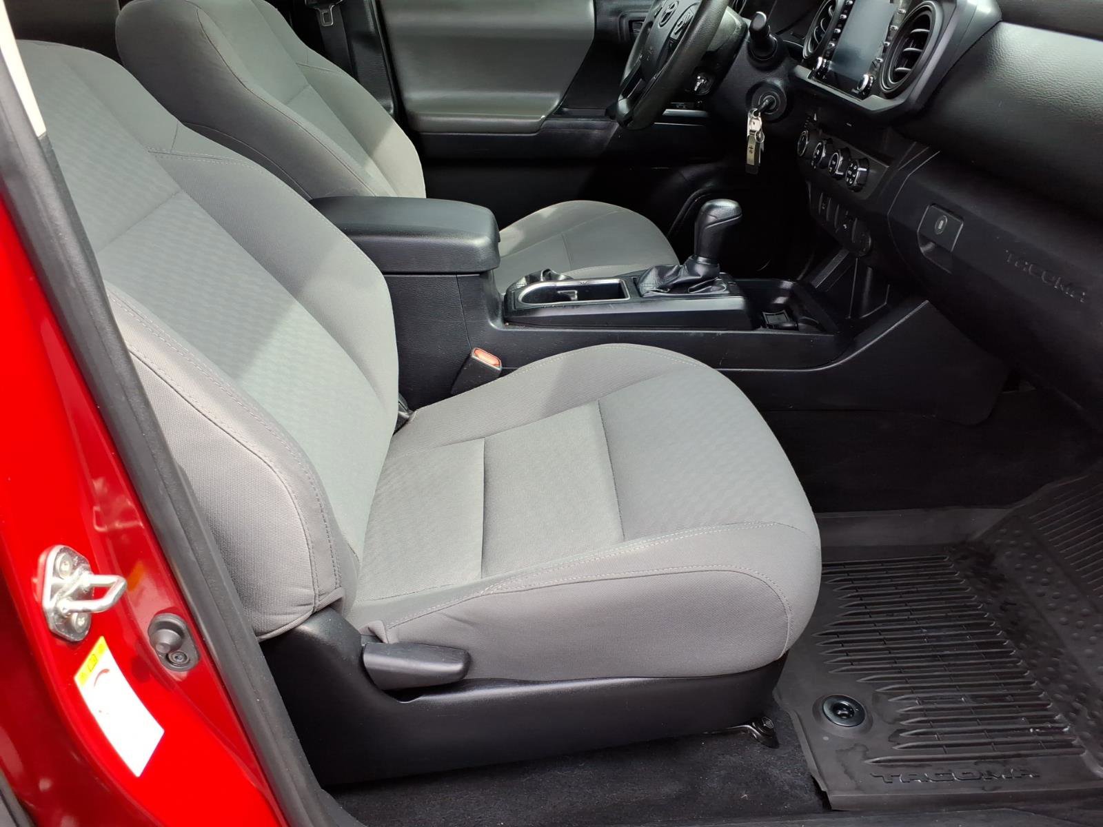 Used 2020 Toyota Tacoma SR AWD/4WD image 9