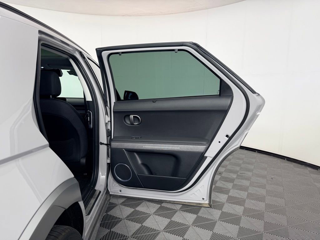 Used 2025 Hyundai Ioniq 5 Limited AWD/4WD image 30