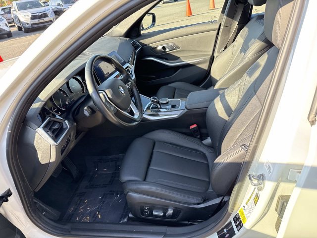 Used 2020 BMW 330i xDrive Sedan w/ Convenience Package AWD/4WD image 14