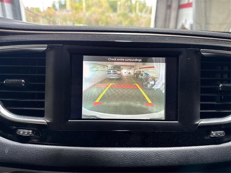 Used 2021 Chrysler Voyager L FWD image 34