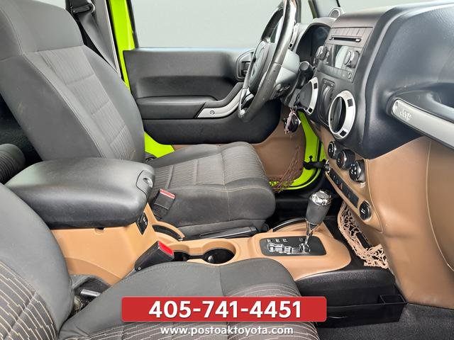 Used 2012 Jeep Wrangler Rubicon w/ PWR Convenience Group AWD/4WD image 21