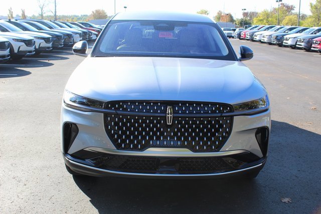 New 2026 Lincoln Nautilus Premier image 8