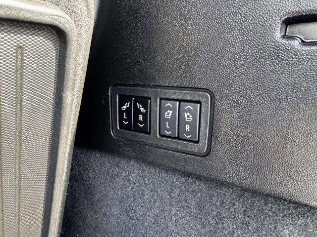 Used 2024 Cadillac XT6 Sport w/ Technology Package image 56