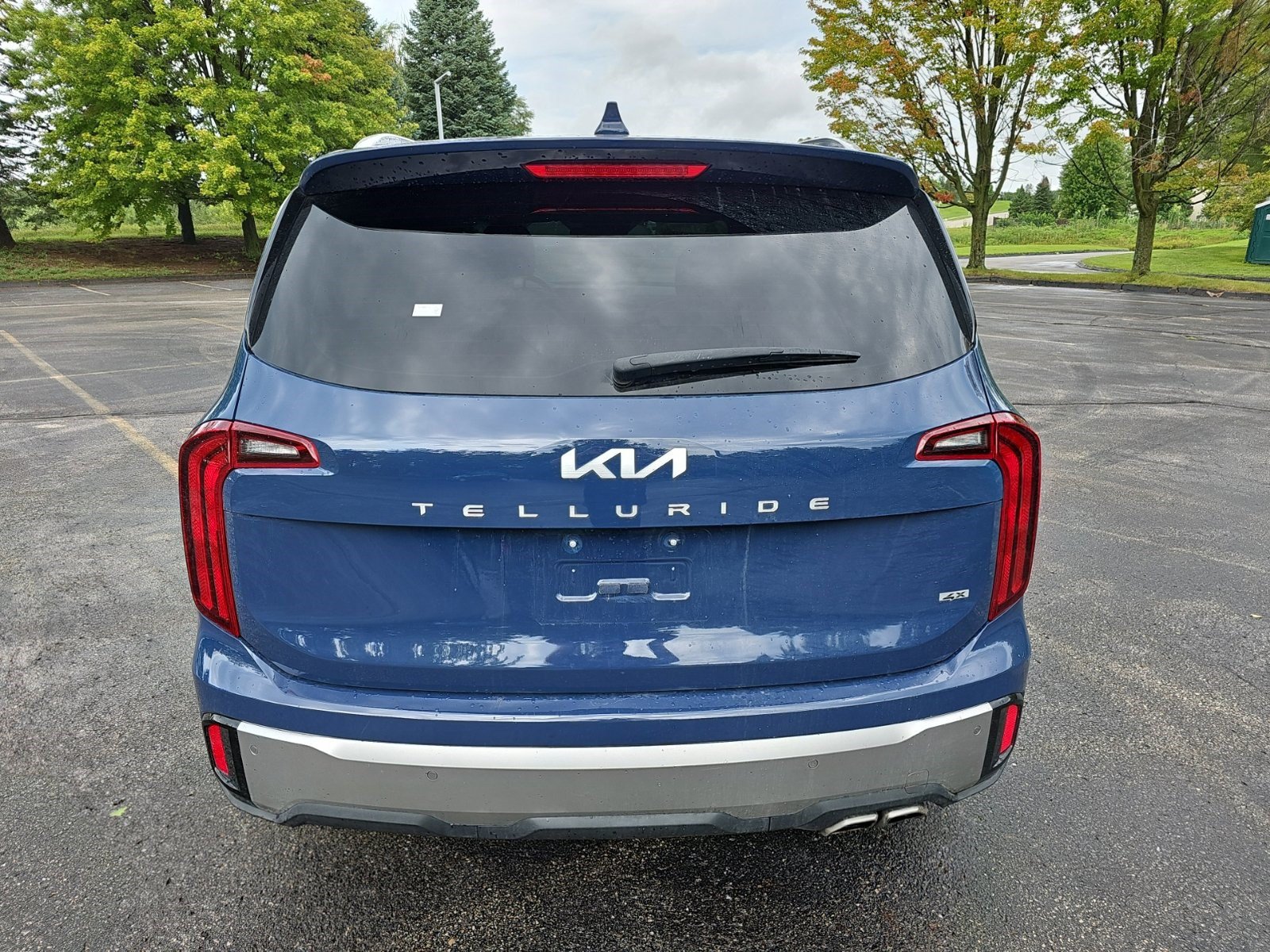 Used 2023 Kia Telluride S AWD/4WD image 5