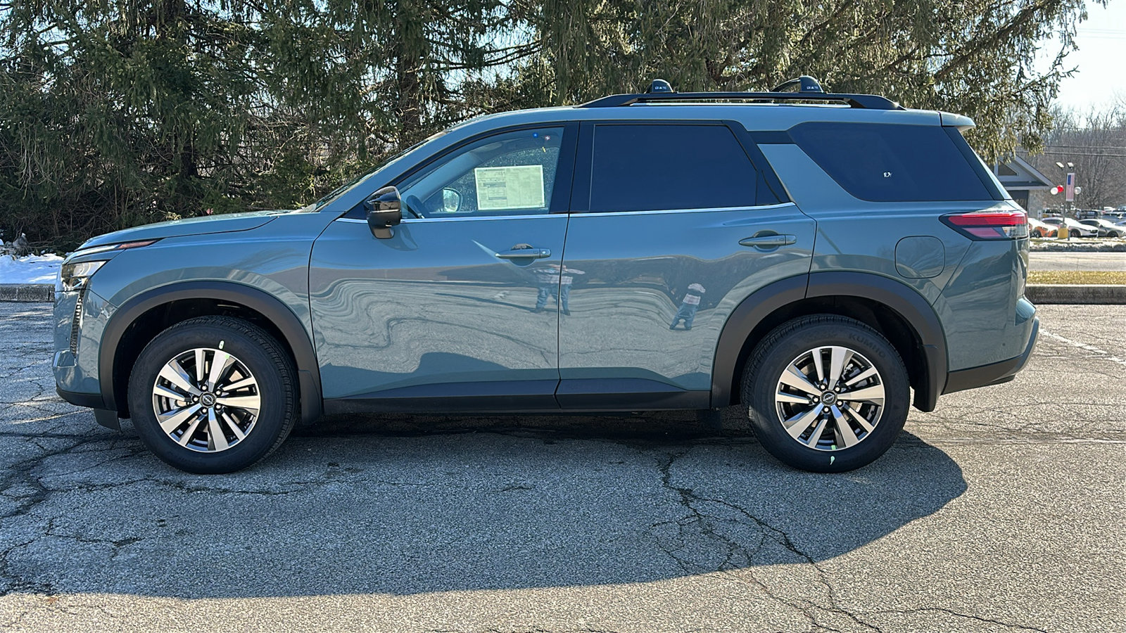 New 2026 Nissan Pathfinder SL AWD/4WD image 13