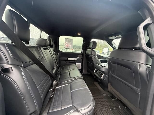 Used 2025 Ford F450 Platinum w/ FX4 Off-Road Package image 12