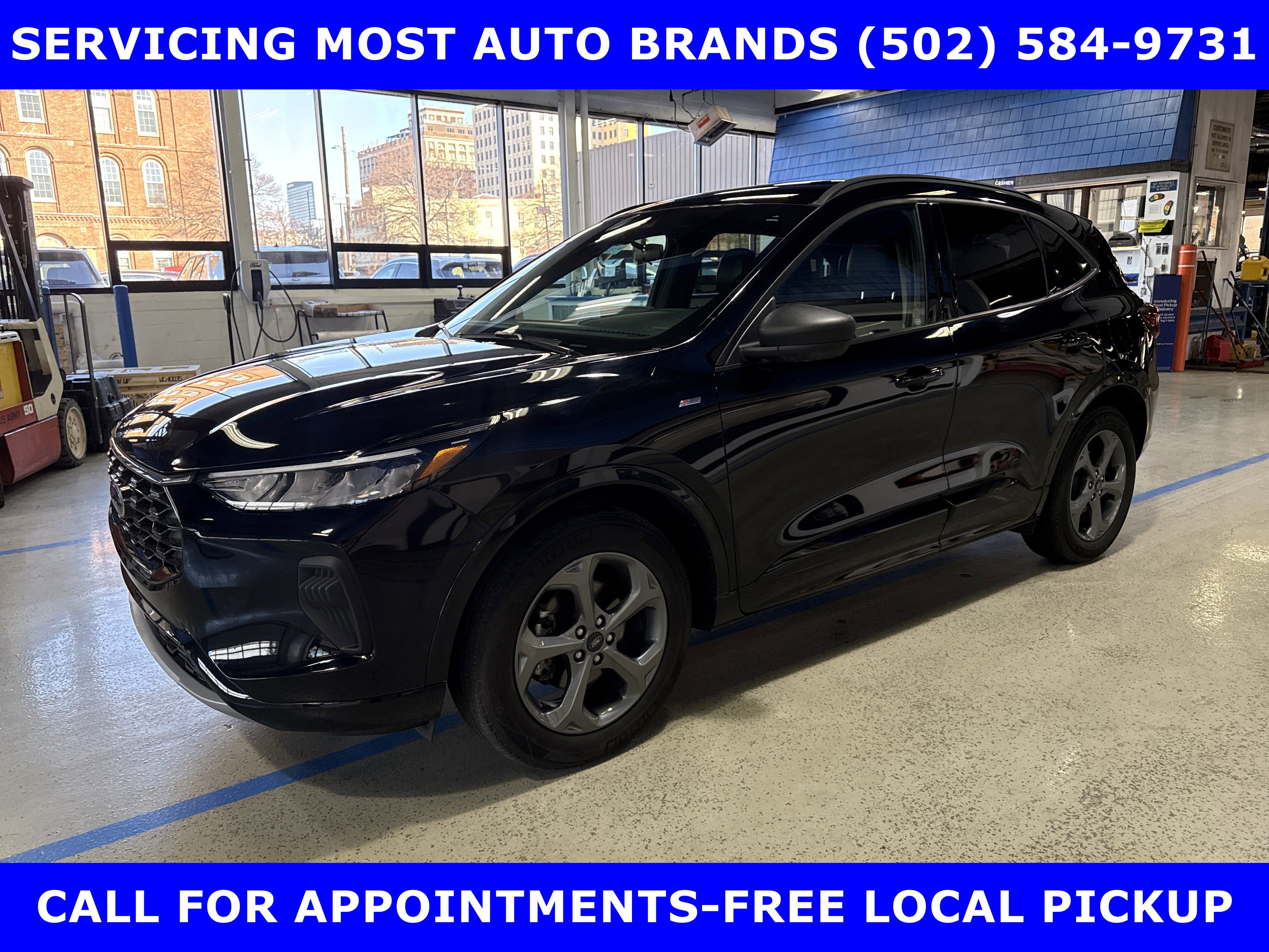Certified 2023 Ford Escape ST-Line w/ Tech Pack #1 AWD/4WD image 8