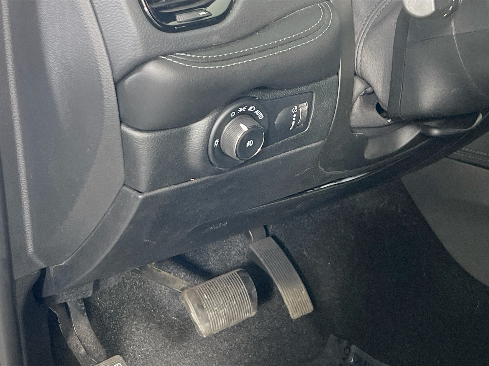 Used 2022 Dodge Durango GT AWD/4WD image 10