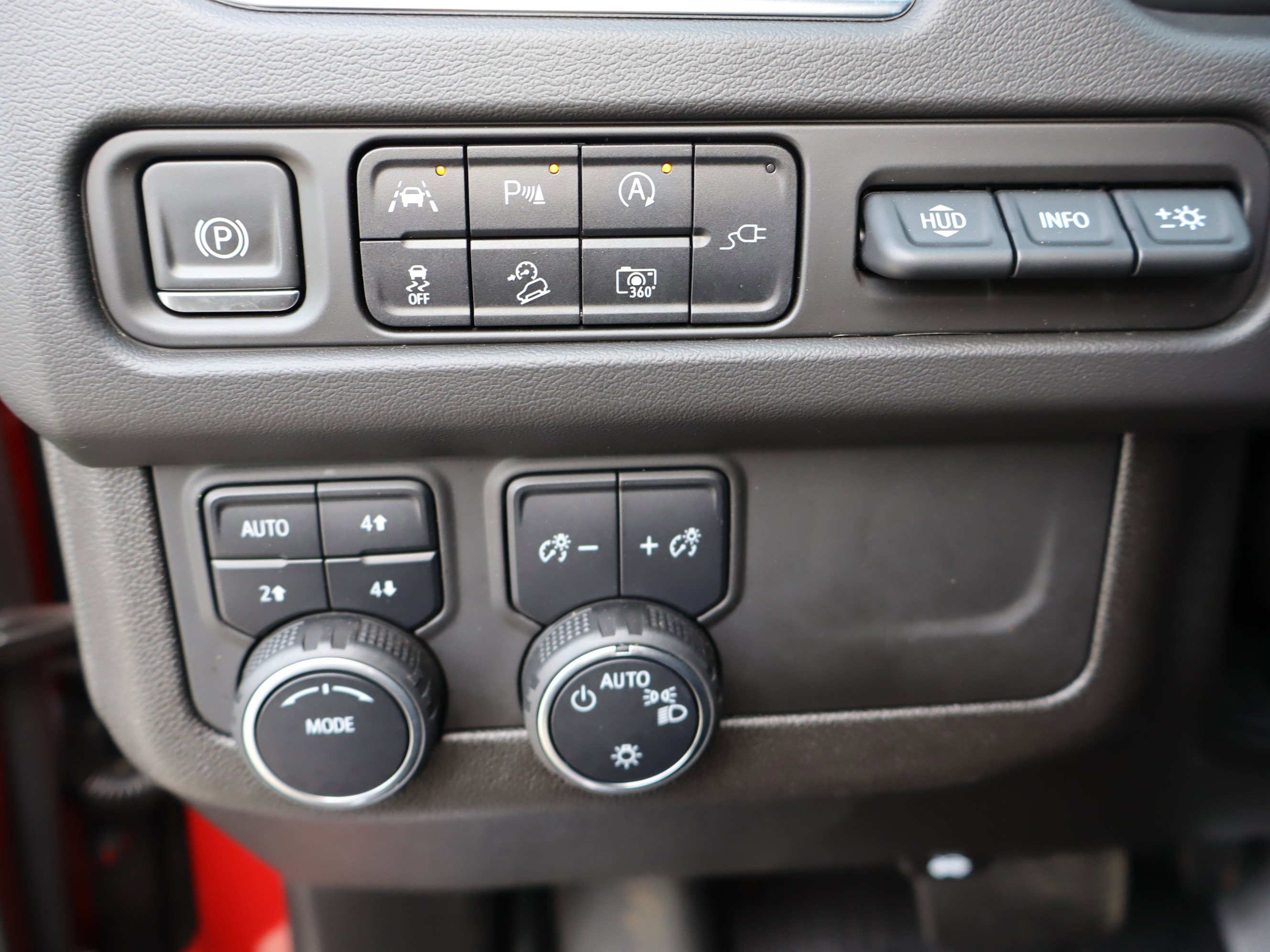 Used 2022 Chevrolet Suburban High Country image 23