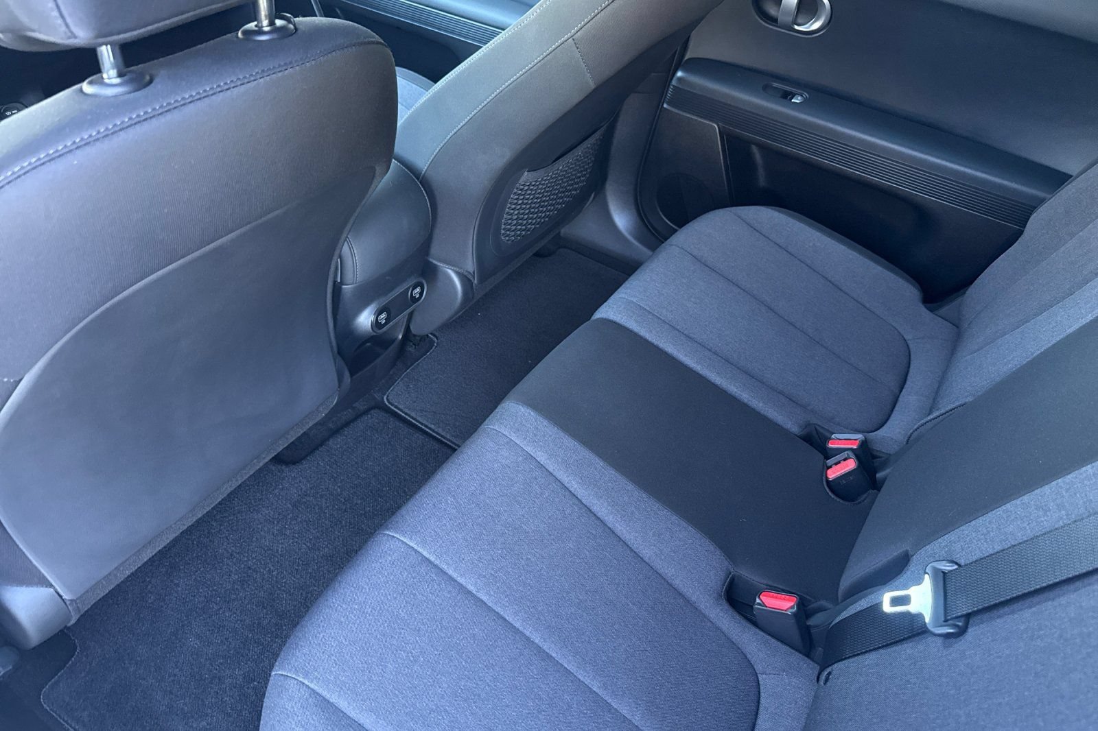 Certified 2024 Hyundai Ioniq 5 SE RWD image 16